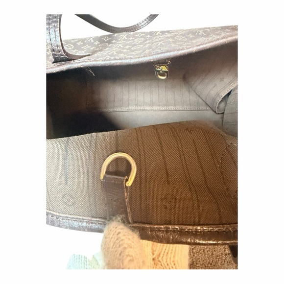 Louis Vuitton Neverfull MM Monogram Canvas - Picture 6 of 16